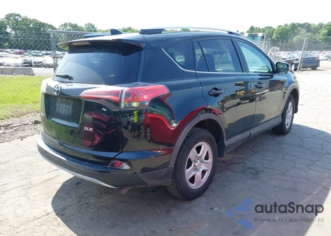 2016 Toyota Rav4 Xle z USA, uszkodzony, nr VIN 2T3WFREV8GW293749